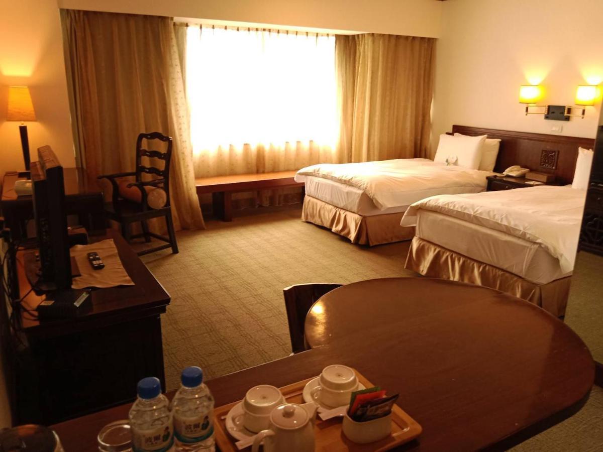 Beautiful Hotel Taipei Сіньдянь Екстер'єр фото