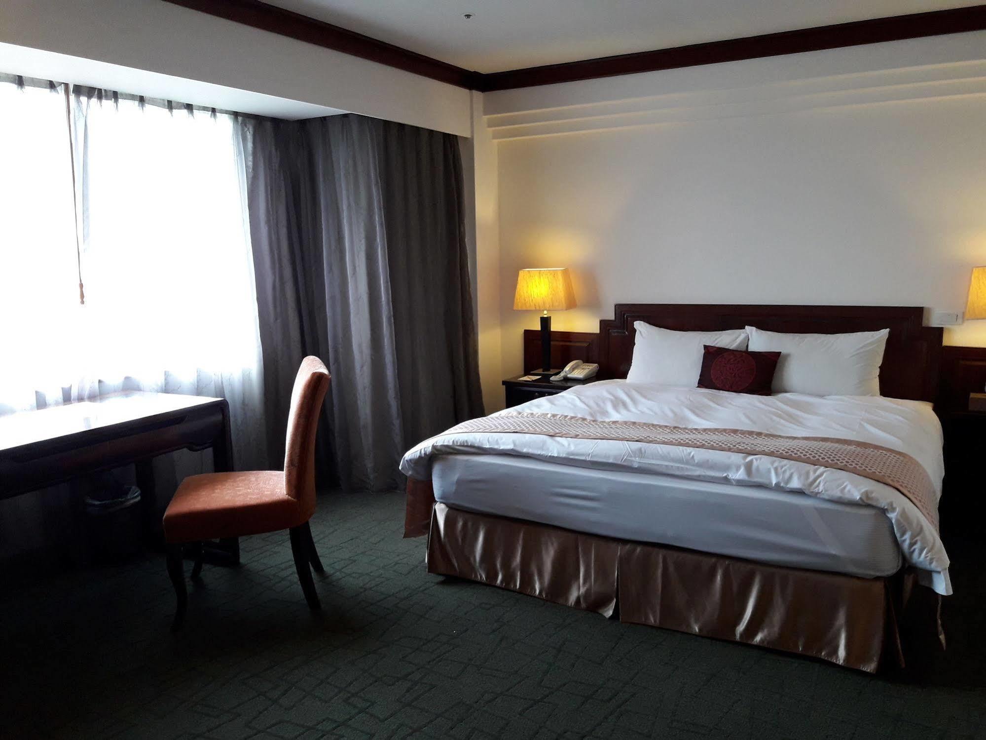 Beautiful Hotel Taipei Сіньдянь Екстер'єр фото